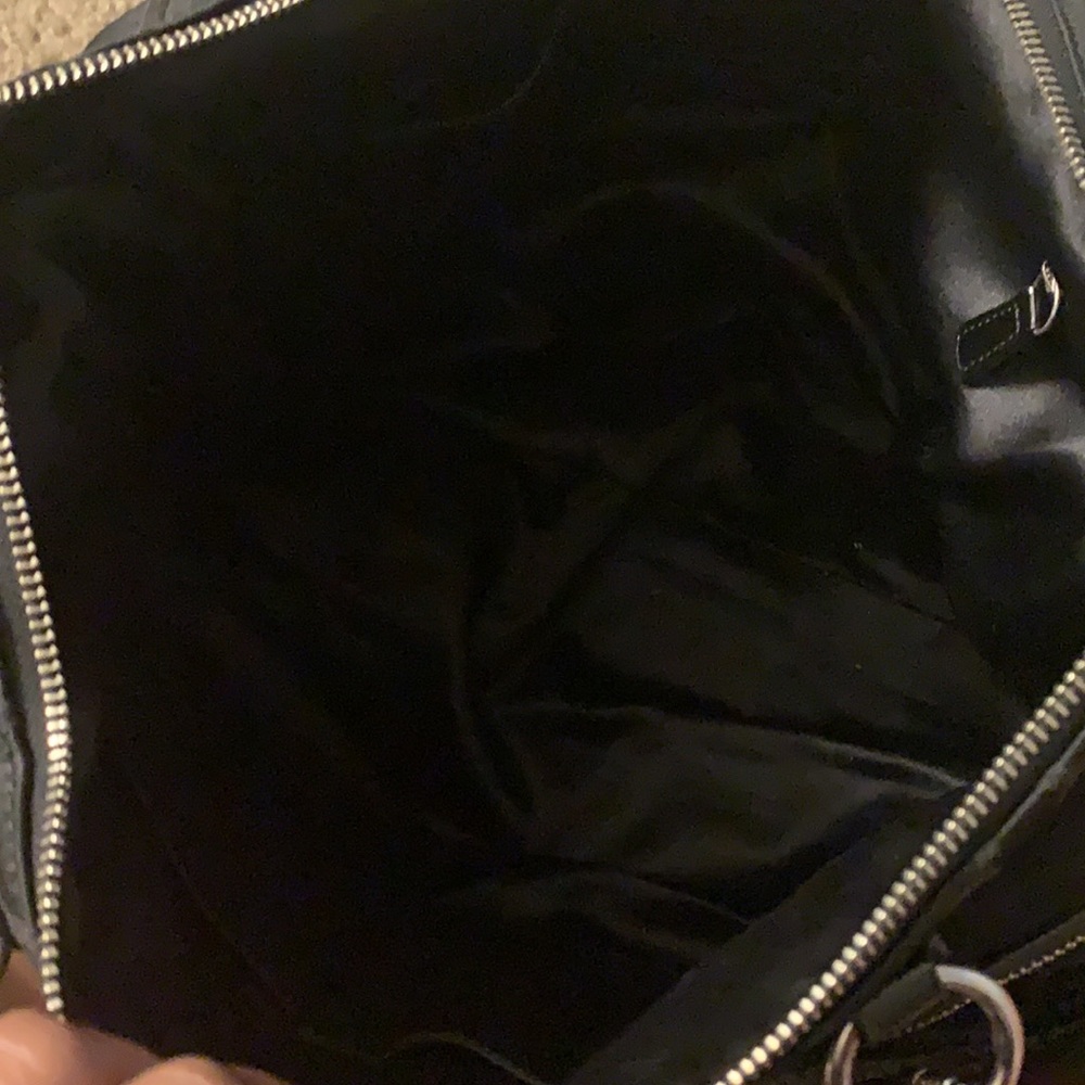 EUC Like New Gorgeous Black Coach Purse!! - Picture 5 of 13